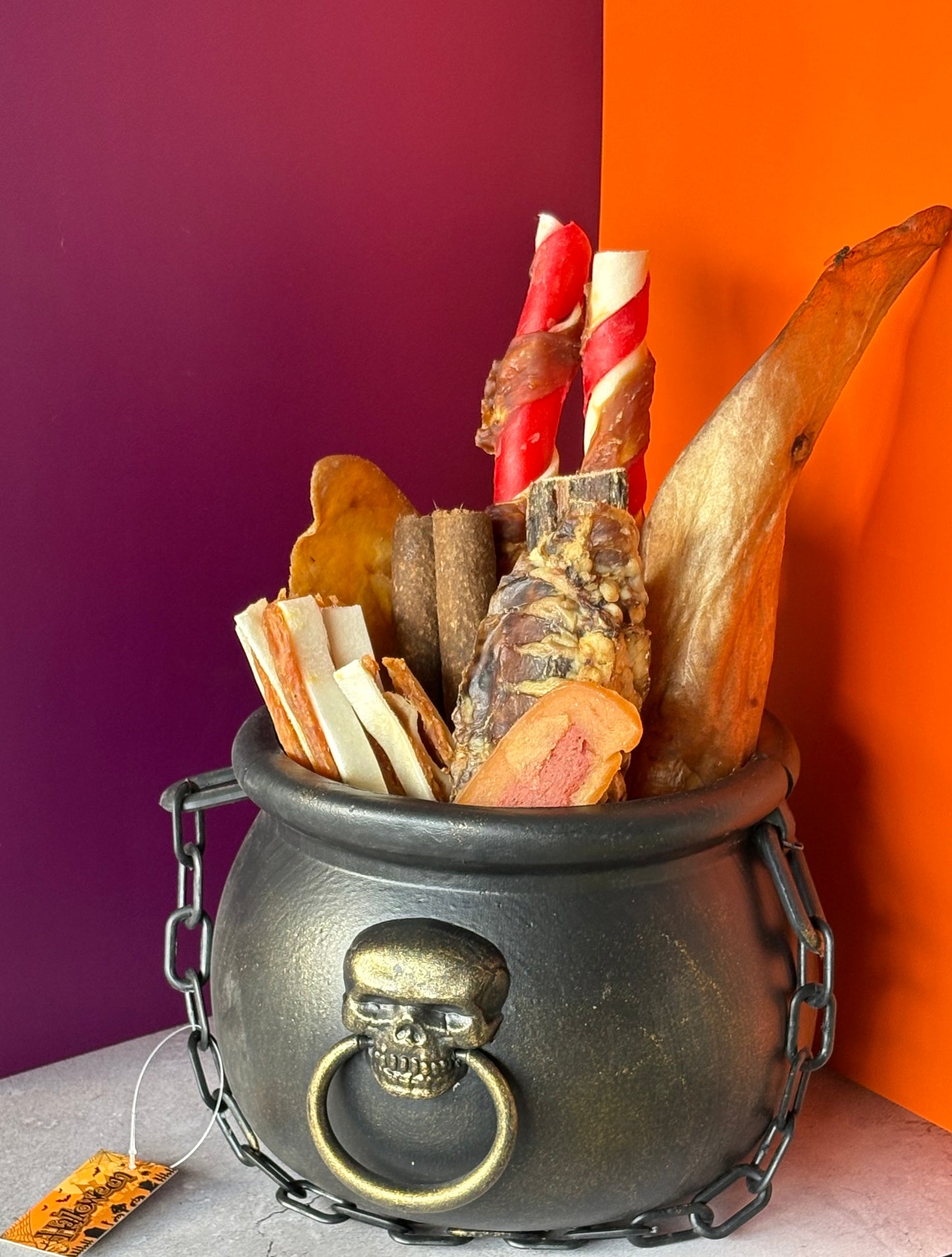 🧙‍♀️🎃 De Heksenketel – Gevuld met Hondensnacks