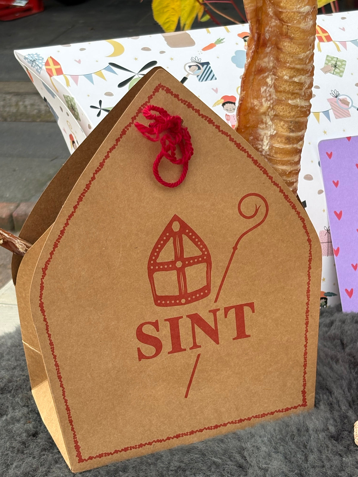 Sint Mijter voor de Krachtpatsers
