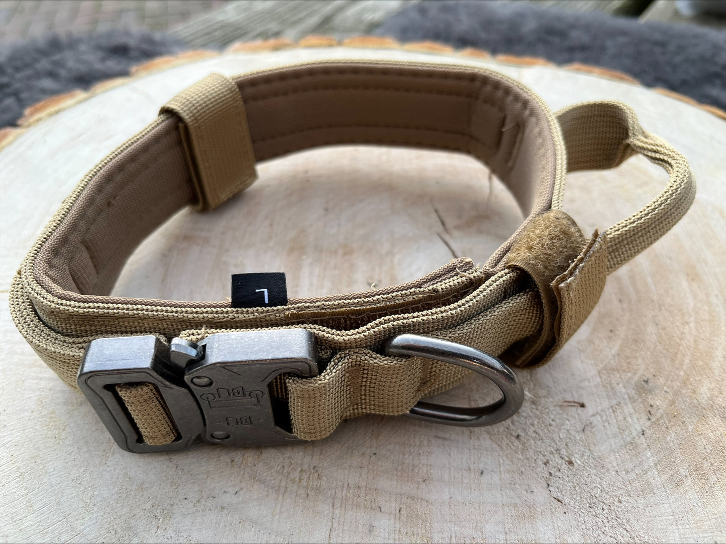 Tactical Halsband met handvat, diverse kleuren